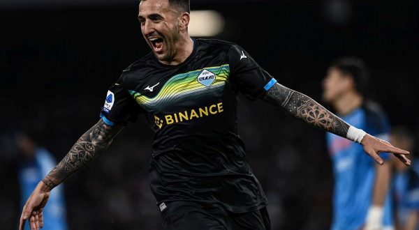 La Lazio stoppa il Napoli, Vecino sbanca il ‘Maradonà