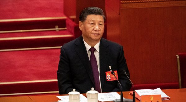 Cina, Xi Jinping rieletto presidente. E’ il terzo mandato