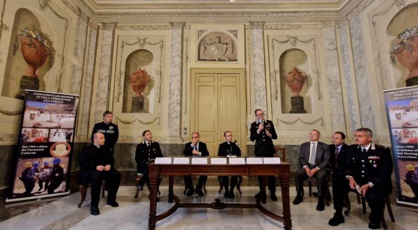 Libri rubati del XVI secolo restituiti dai Carabinieri alla biblioteca di Monreale