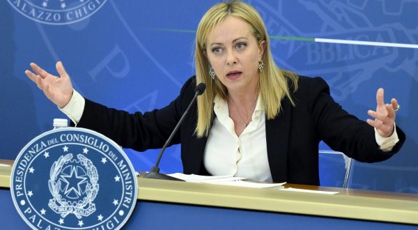 Ucraina, Meloni “Linea italiana chiara, assenze Lega non mi preoccupano”