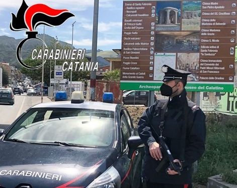 Tentato omicidio nel Catanese, arrestati due fratelli