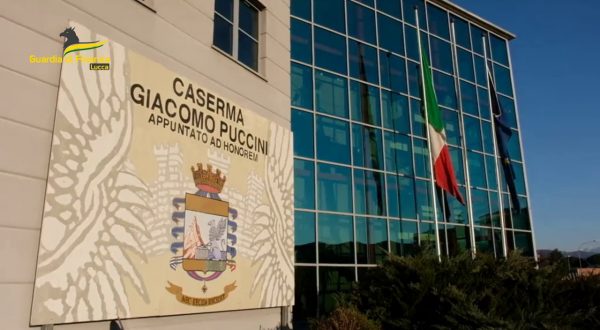 Lucca, Gdf scopre frode fiscale e sequestra beni per 100mila euro