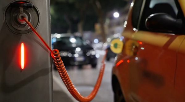 Una seconda vita per le batterie delle auto elettriche