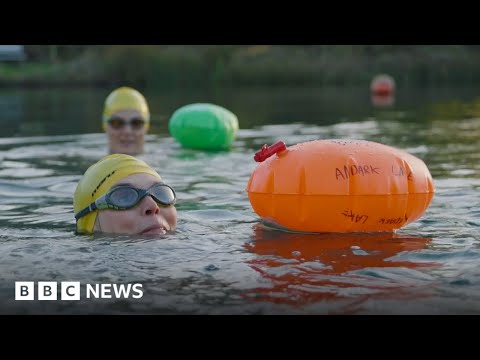 Is cold water swimming good for you? – BBC News