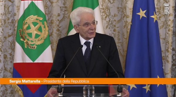 Mattarella “Legalità e reinserimento valori polizia penitenziaria”