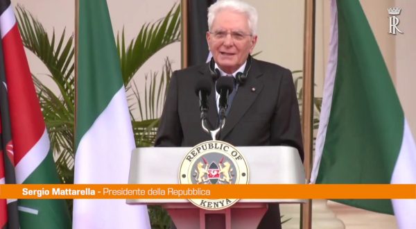 Migranti, Mattarella “Serve un’azione consapevole e organica dell’Ue”