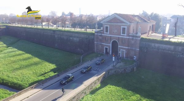 Lucca, bancarotta fraudolenta per un marchio di acqua minerale