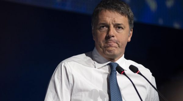 Terzo polo, Renzi “Nessun passo indietro, congresso in autunno”