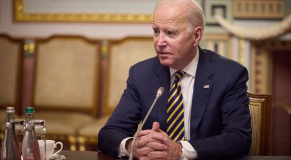 Biden a Belfast e Dublino per i 25 anni degli accordi di pace