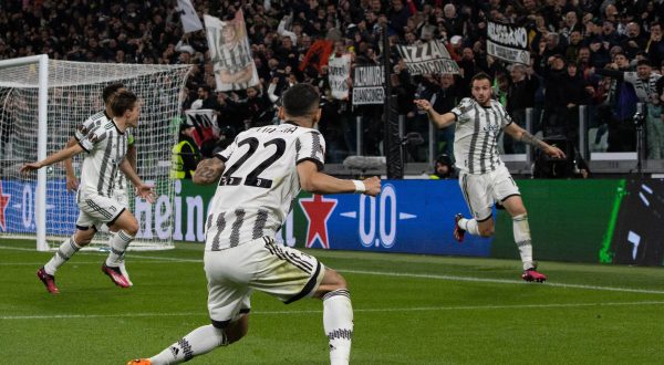 Juventus-Sporting Lisbona 1-0, Gatti e Perin decisivi