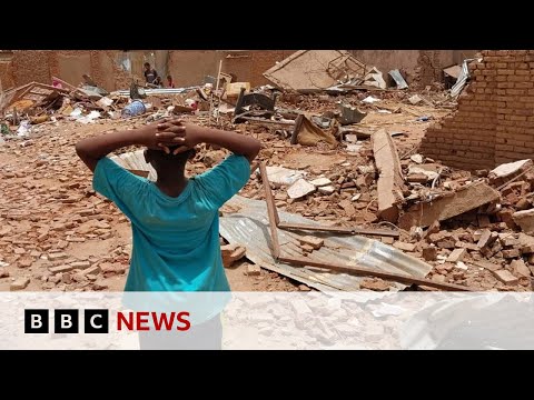 Sudan: Thousands of foreign nationals still trying to flee country – BBC News