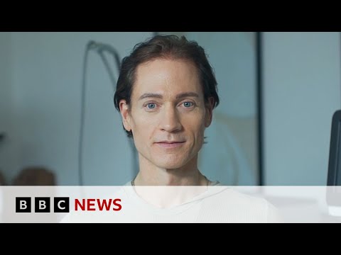 The US tech millionaire trying to reverse his age – BBC News