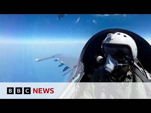 China rehearses ‘sealing off’ Taiwan in third day of drills – BBC News