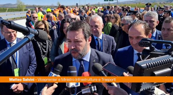 Infrastrutture, Salvini “L’Italia del sì è con noi”