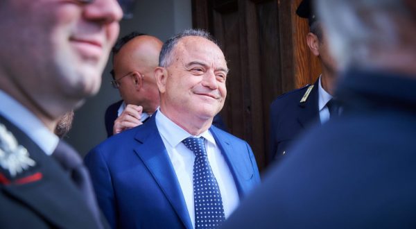 Gratteri “La mafia diventa social e la politica discute ancora di intercettazioni”