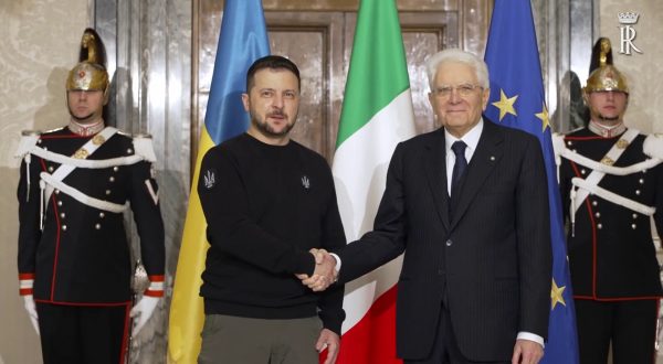 Mattarella riceve Zelensky al Quirinale