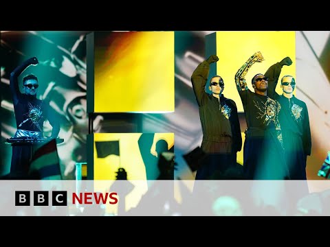 Russian missiles hit Ukraine Eurovision act’s city – BBC News