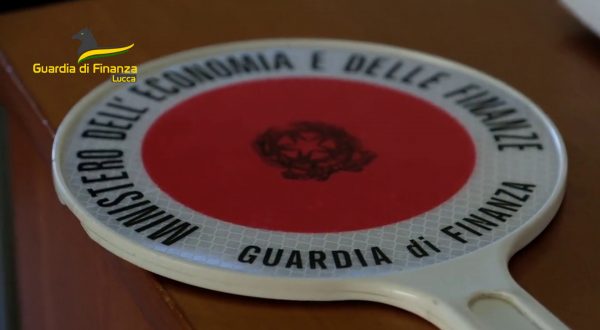 Lucca, scovati 30 “furbetti” del Reddito di Cittadinanza