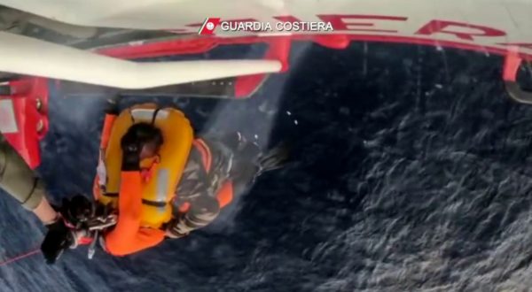 Quattro persone tratte in salvo dalla Guardia Costiera di Genova