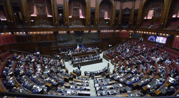 Dl Pa, via libera della Camera alla fiducia con 203 sì