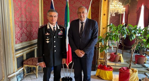 Il sindaco di Palermo incontra il Generale dei Carabinieri Giovanni Truglio