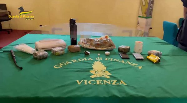 Nascondeva a casa tre chili di droga, un arresto a Vicenza