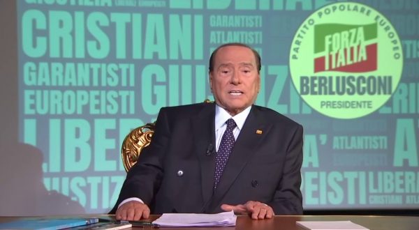 Addio a Berlusconi, dall’edilizia alle tv ha costruito un impero