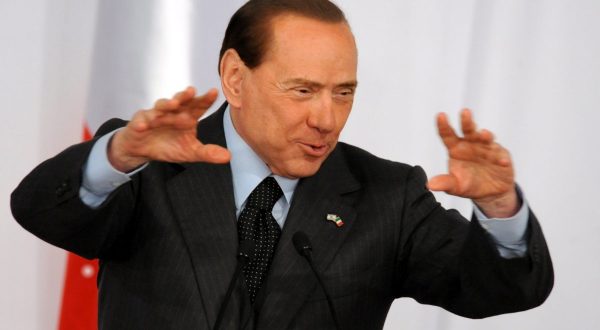 Berlusconi, nessuno dei figli avrà il “controllo solitario” di Fininvest