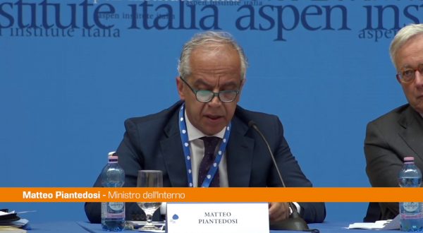 Piantedosi “Sicurezza del Mediterraneo tema di importanza globale”