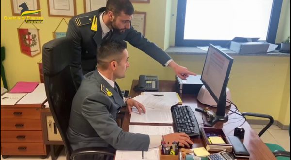 Fatture false per 5,5 milioni, due denunce nell’Alessandrino