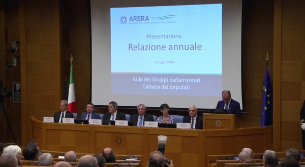 Arera, risparmio energetico e bonus efficaci contro il caro bollette