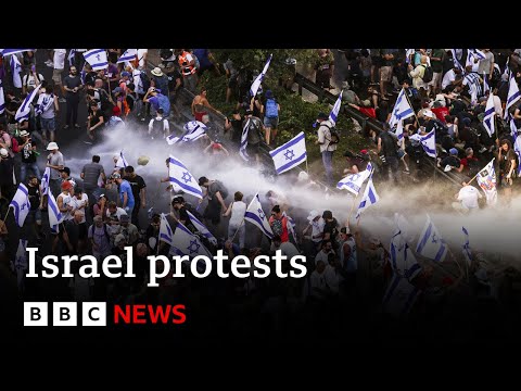 Israel passes reform law despite mass protests – BBC News