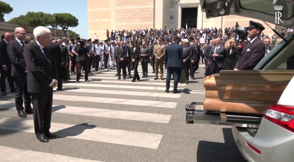 Mattarella ai funerali di Stato di Forlani