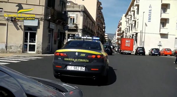 Frode ad anziana a Reggio Calabria, sequestrati 400 mila euro a coppia