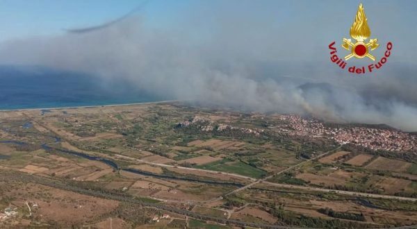 Incendi in Sardegna, trovati alcuni inneschi