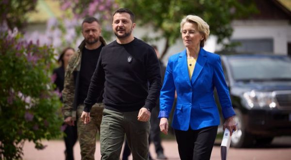 Ue-Ucraina, von der Leyen “Incontro produttivo con Zelensky ad Atene”