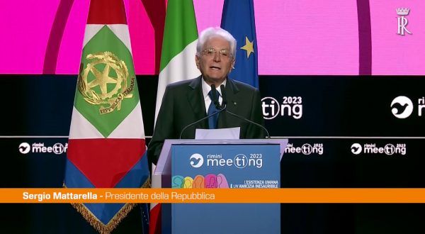 Migranti, Mattarella “Servono flussi regolari e ampi con sostegno Ue””