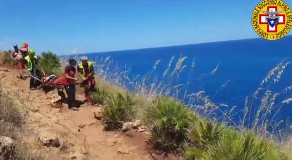 Turista cade nella riserva dello Zingaro, interviene soccorso alpino