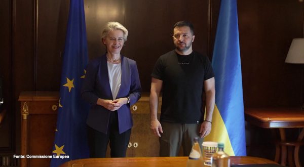 Von der Leyen incontra Zelensky in Grecia