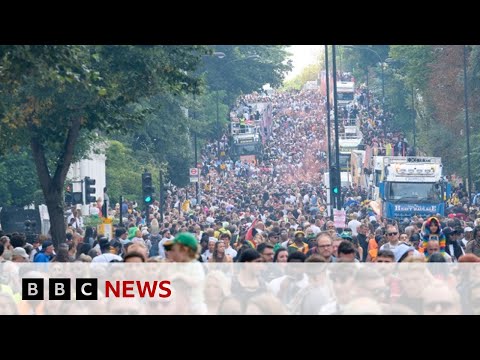 Notting Hill Carnival: How to stay safe in a crowd – BBC News