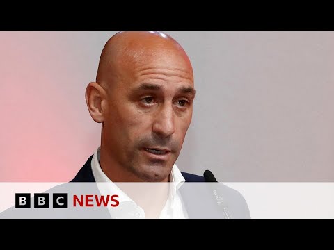 Luis Rubiales: Calls for resignation over Jenni Hermoso kiss – BBC News