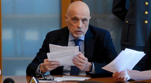 Milano, 12/9 ricorso Romanelli a CdS contro nomina Viola a Procuratore