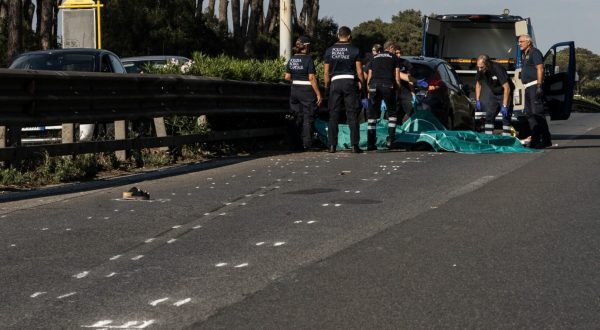 Due turisti irlandesi travolti e uccisi da un’auto a Roma