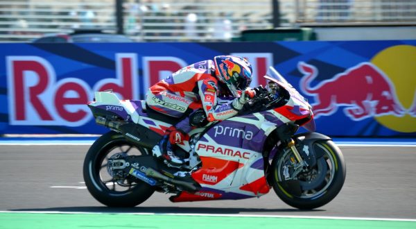 Sprint race di Misano a Martin, Bezzecchi e Bagnaia sul podio