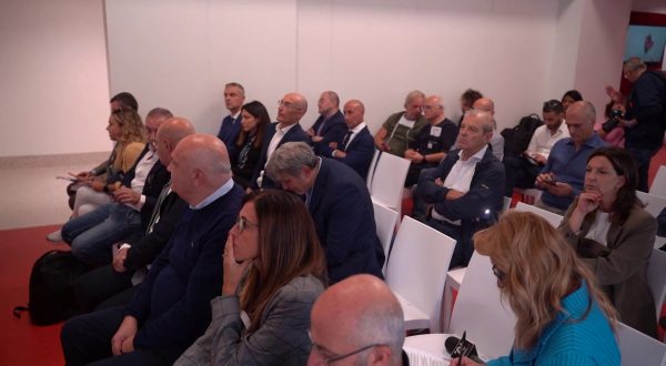 Sanità, al Policlinico di Bari l’evento sul futuro connesso