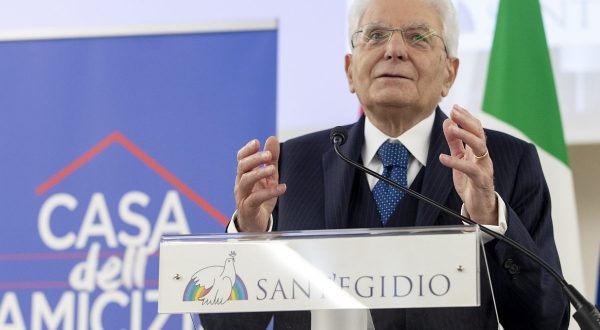 Mattarella alla Casa dell’Amicizia “Solidarietà vero animo dell’Italia”