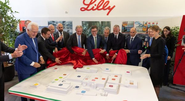 Eli Lilly, un nuovo patto con l’Italia da 750 milioni entro il 2025