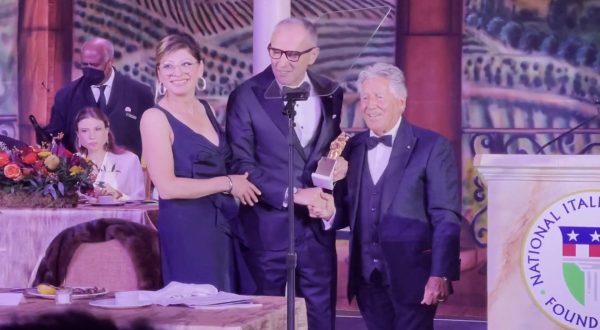 Formula 1, Domenicali premiato al gala Niaf da Mario Andretti