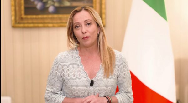 Fdi, Meloni “Mi spiace non essere a kermese,anch’io sono essere umano”