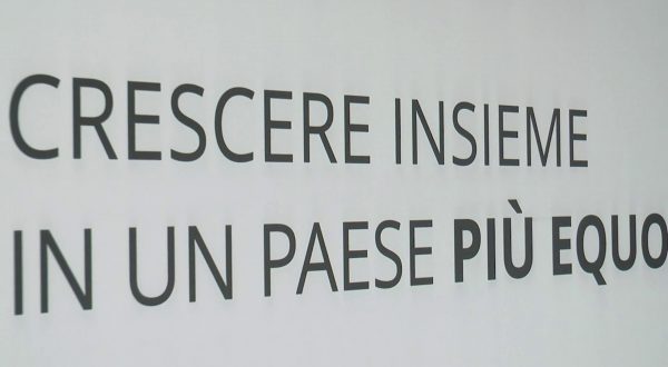 “Nessuno Escluso”, da Intesa Sanpaolo 1,5 mld per il sociale